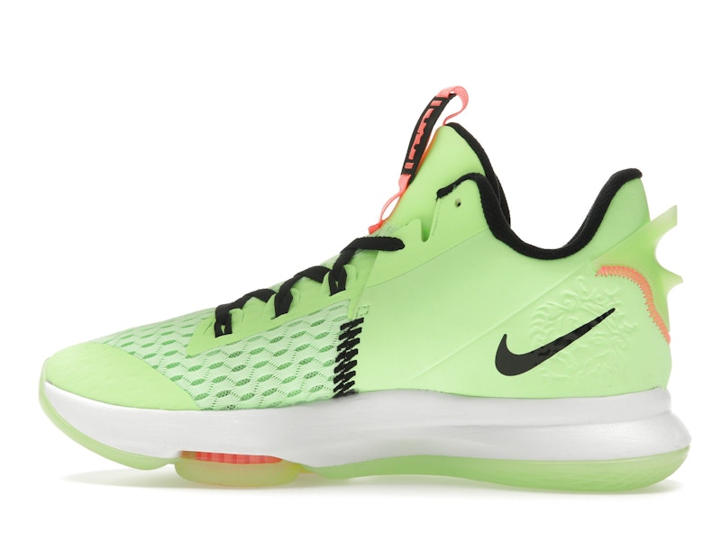 Nike LeBron Witness 5 Grinch