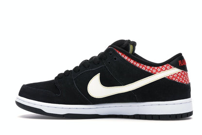 Nike SB Dunk Low Firecracker