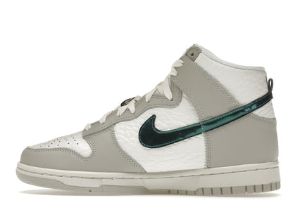 Nike Dunk High FLS (Women's)