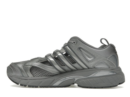 adidas Adistar Pose Taqwa Bint Ali Iron Metallic (Women's)