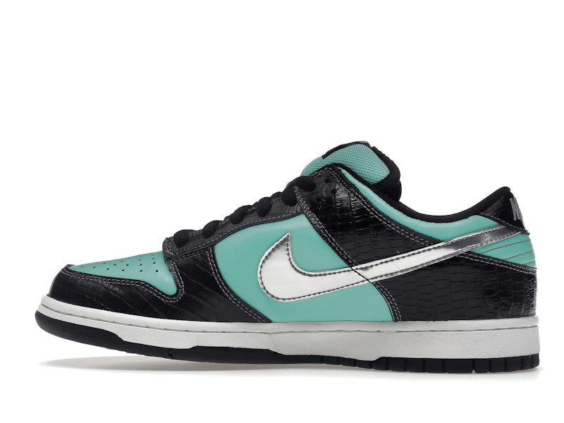 Nike SB Dunk Low Diamond Supply Co.