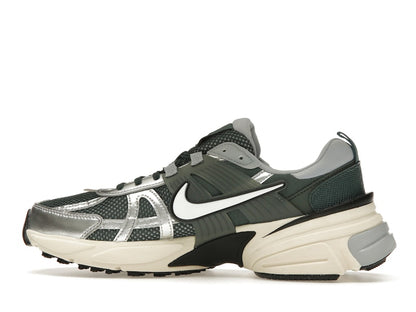 Nike V2K Run Vintage Green