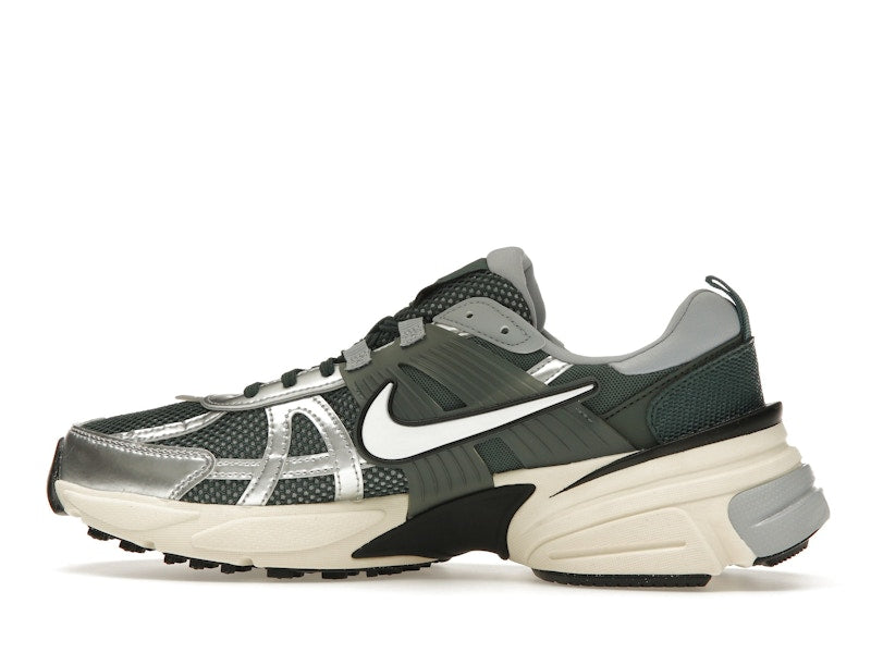 Nike V2K Run Vintage Green