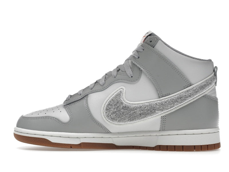 Nike Dunk High University Chenille Swoosh Light Smoke Grey