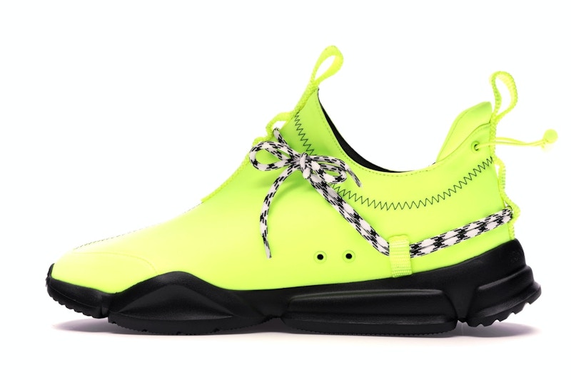 John Geiger 002 Low Volt (Friends and Family)