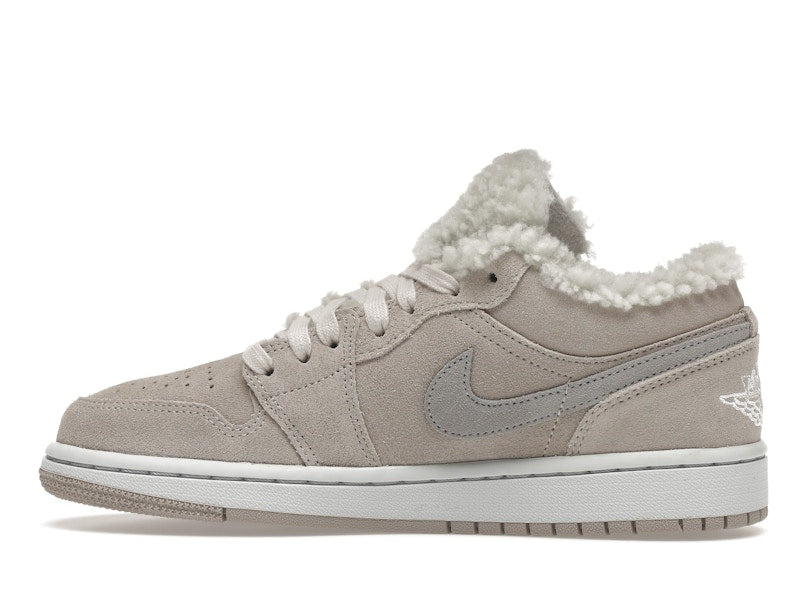 Jordan 1 Low SE Sherpa Fleece (Women's)