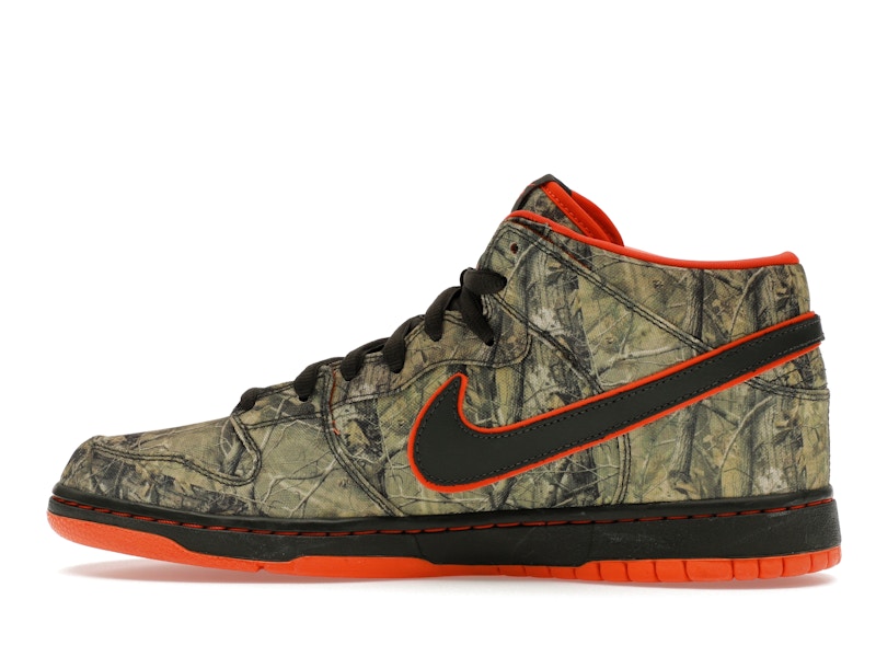 Nike SB Dunk Mid Real Tree Camo