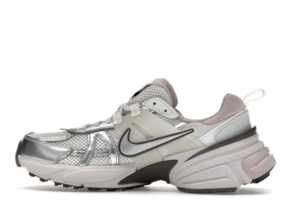 Nike V2K Run Platinum Tint Summit White Cave Stone Metallic Silver (Women's)