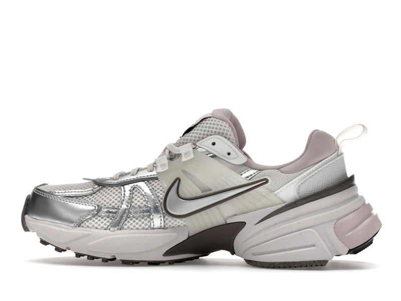Nike V2K Run Platinum Tint Summit White Cave Stone Metallic Silver (Women's)