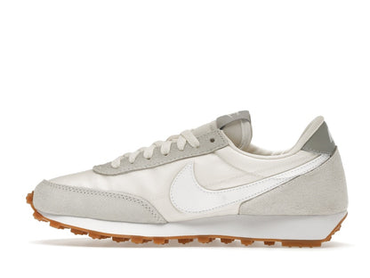 Nike Daybreak Pale Ivory Light Smoke Grey (Women's)
