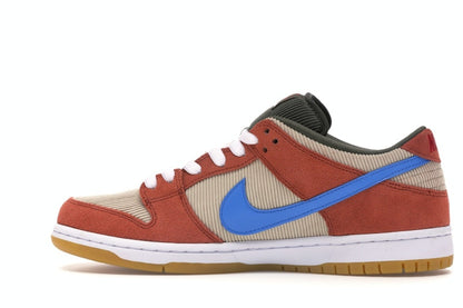 Nike SB Dunk Low Corduroy Dusty Peach