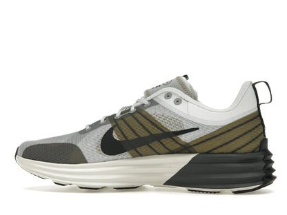 Nike Lunar Roam Platinum Tint Desert Moss