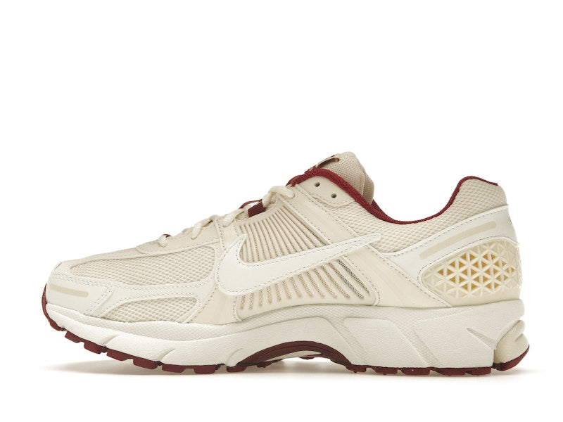 Nike Zoom Vomero 5 Valentine's Day (Women's)