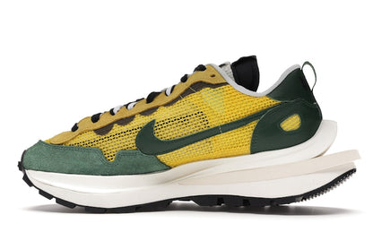 Nike Vaporwaffle sacai Tour Yellow Stadium Green