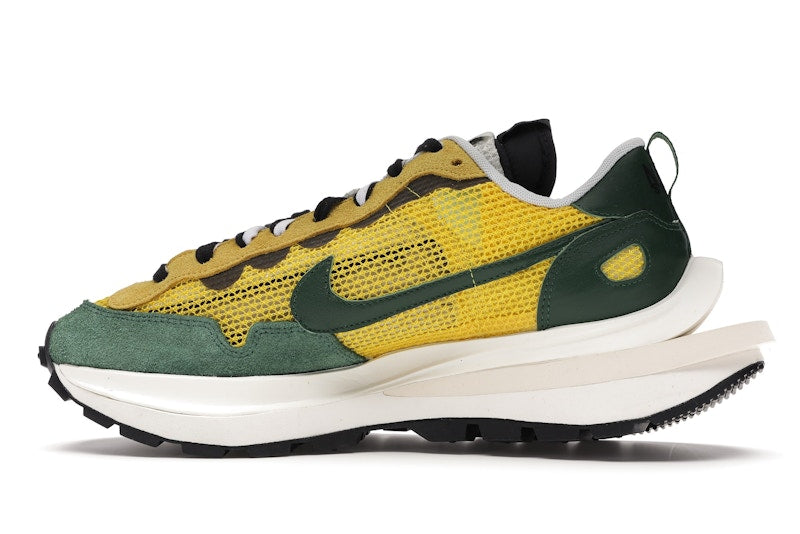 Nike Vaporwaffle sacai Tour Yellow Stadium Green