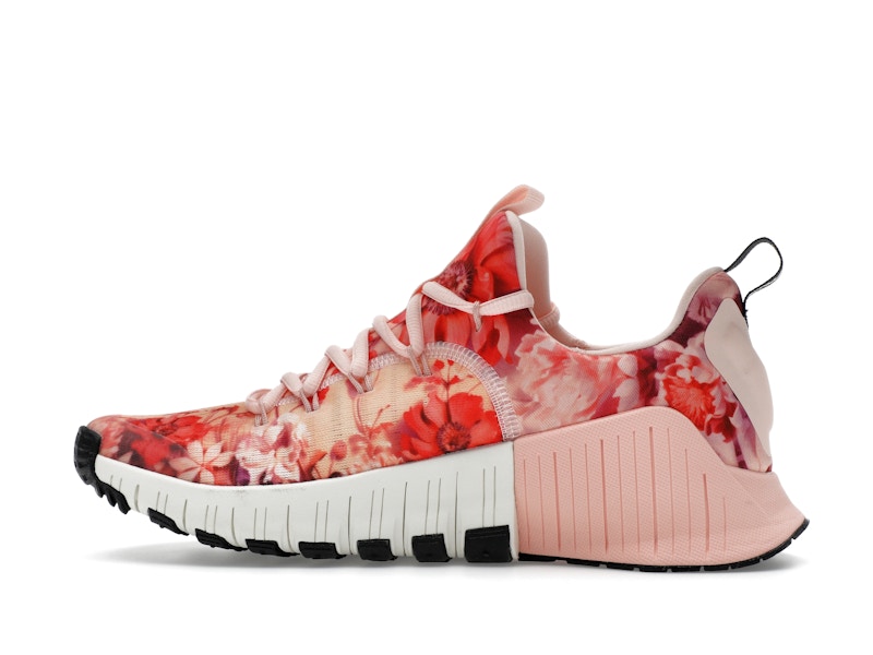Nike Free Metcon 6 AMP Washed Coral Black Sail (Women's)