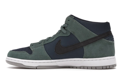 Nike SB Dunk Mid Nori