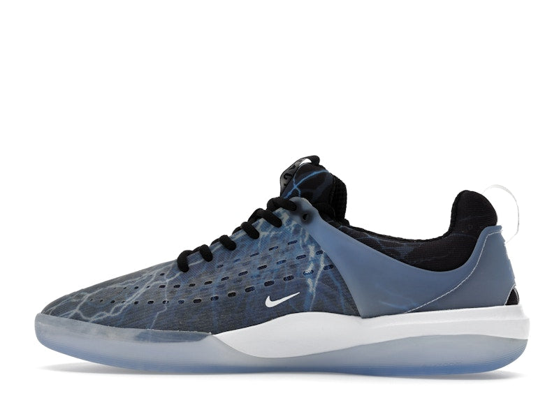 Nike SB Zoom Nyjah 3 Trouble at Home