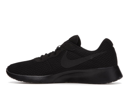 Nike Tanjun Black/Black-Anthracite