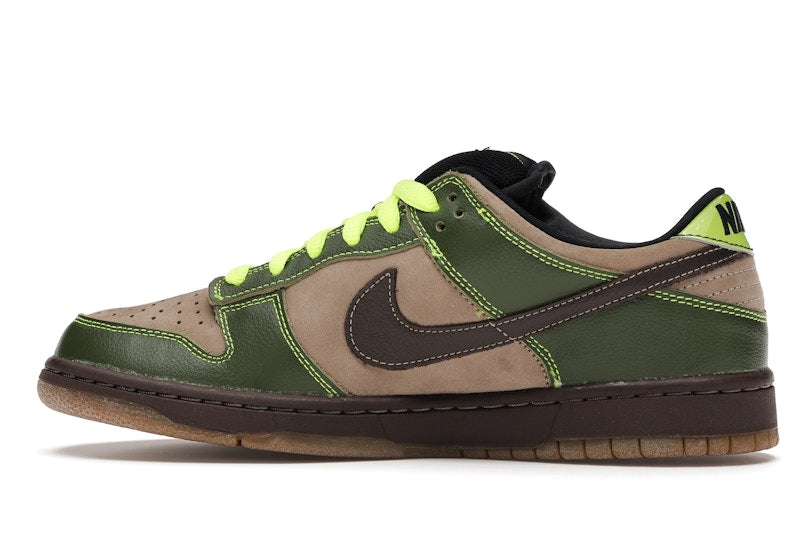 Nike SB Dunk Low Jedi