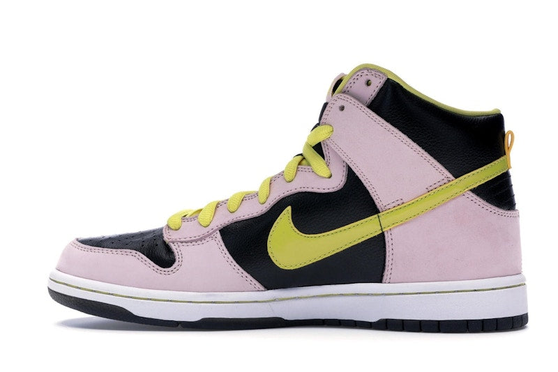 Nike SB Dunk High Miss Piggy