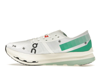On CloudBoom Echo 3 Undyed White Mint