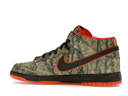 Nike SB Dunk Mid Real Tree Camo