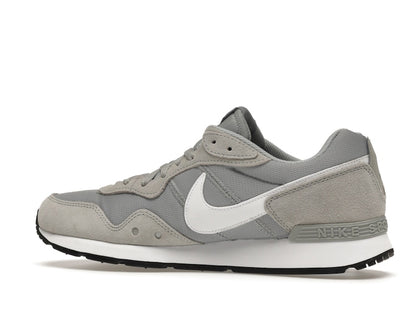 Nike Venture Runner Light Solar Flare Heather