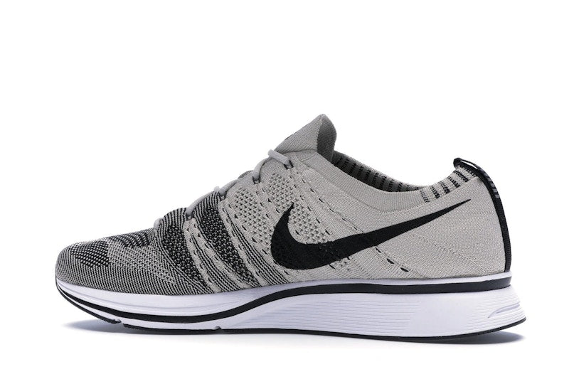 Nike Flyknit Trainer Pale Grey