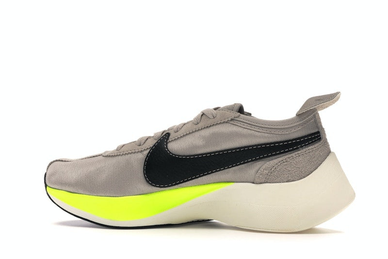 Nike Moon Racer String