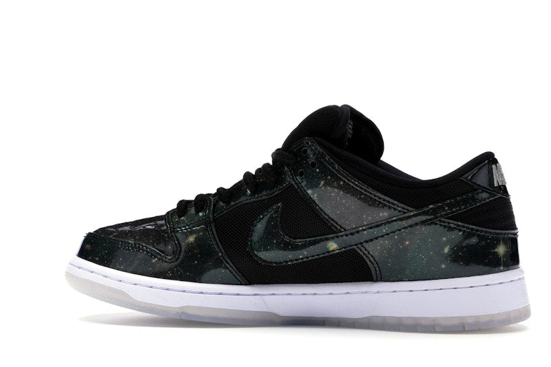 Nike SB Dunk Low 420 Intergalactic