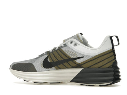 Nike Lunar Roam Platinum Tint Desert Moss