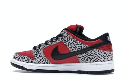 Nike SB Dunk Low Supreme Red Cement (2012)