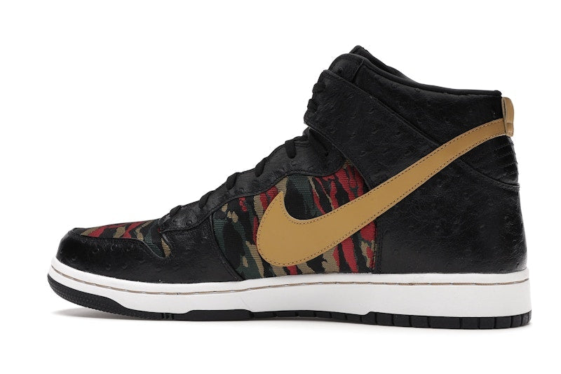 Nike Dunk CMFT Tiger Camo