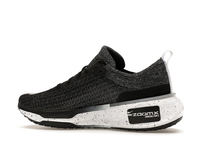 Nike ZoomX Invincible Run 3 Oreo