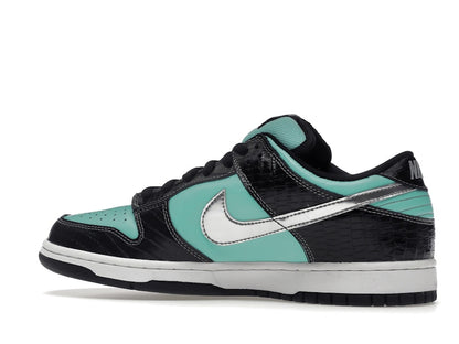 Nike SB Dunk Low Diamond Supply Co.