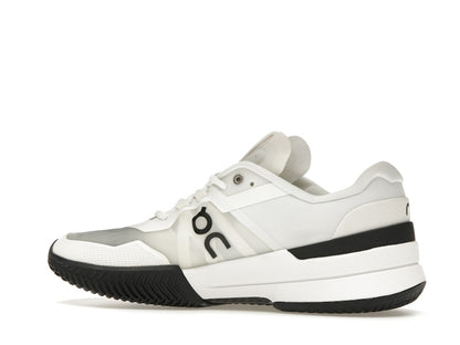 On The Roger Pro 2 Clay White Black (Women's)