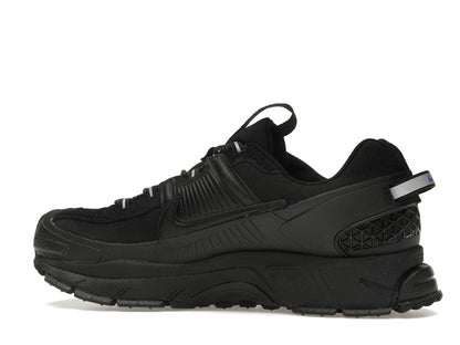 Nike Zoom Vomero Roam Triple Black