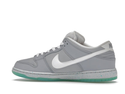 Nike SB Dunk Low Marty McFly
