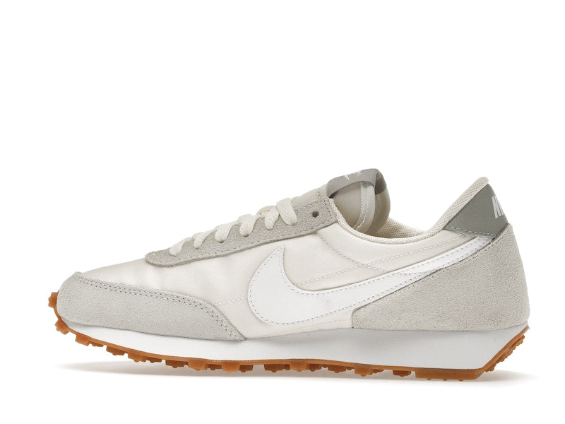 Nike Daybreak Pale Ivory Light Smoke Grey (Women's)