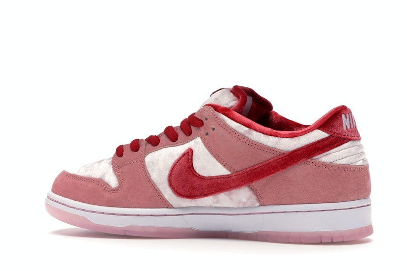 Nike SB Dunk Low StrangeLove Skateboards