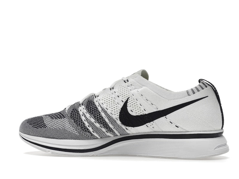 Nike Flyknit Trainer White Black