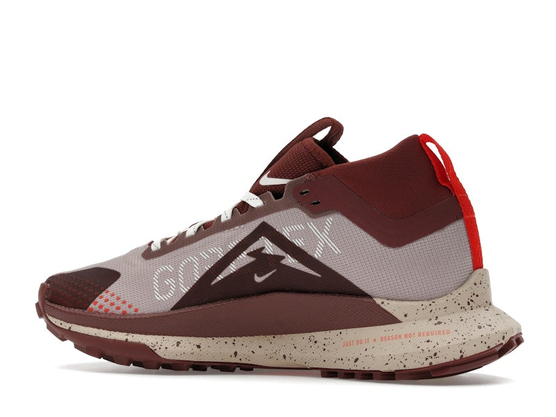 Nike React Pegasus Trail 4 Gore-Tex Diffused Taupe Dark Pony Sail Picante Red (Women's)
