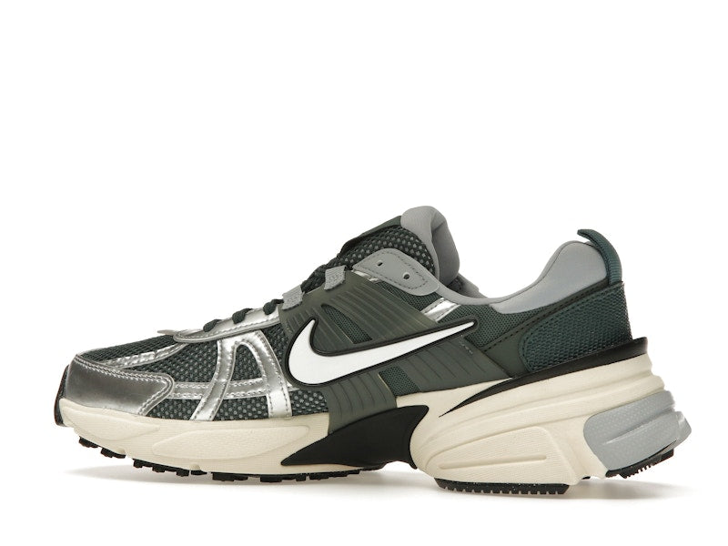 Nike V2K Run Vintage Green