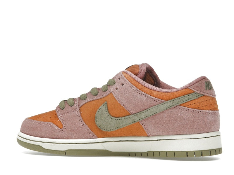 Nike SB Dunk Low Red Stardust