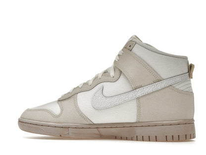 Nike Dunk High Retro PRM Cracked Leather Swoosh
