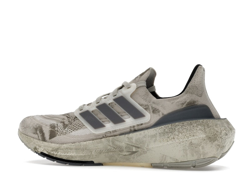 adidas Ultra Boost Light Worn-Out