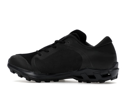 On Running Cloudventure Peak POST ARCHIVE FACTION Black Magnet (Women's)