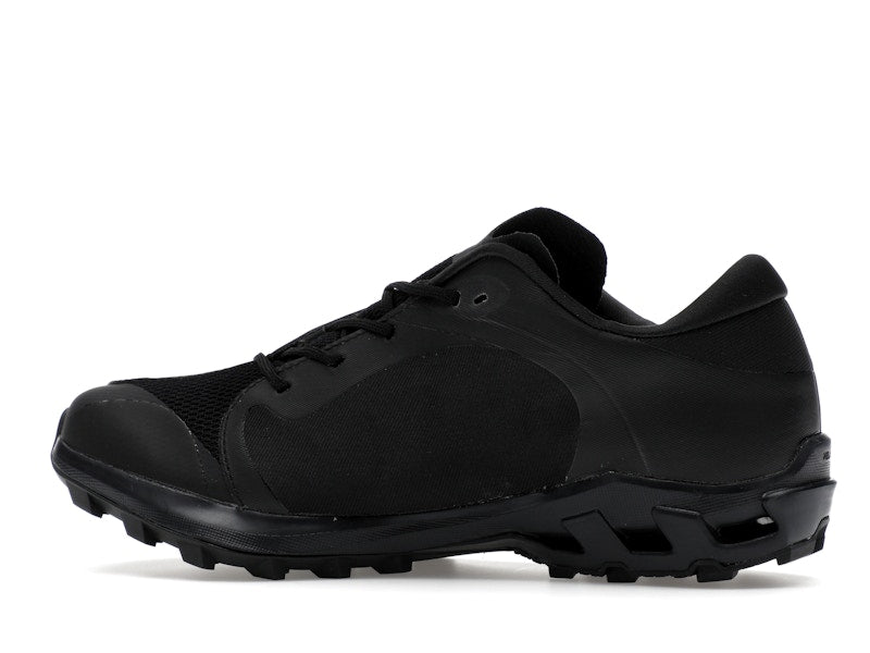 On Running Cloudventure Peak POST ARCHIVE FACTION Black Magnet (Women's)