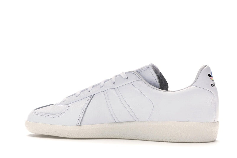 adidas BW Army Oyster Holdings